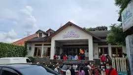 Rumah Guguk Petshop