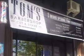 TOM’S BARBERSHOP