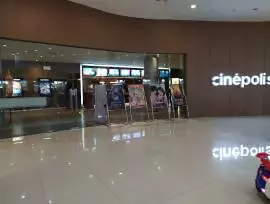 Cinepolis Lippo Plaza Buton