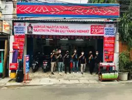 PLANET BAN KRAMAT ASEM UTAN KAYU SELATAN