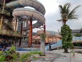 Waterfun Plaza Marina