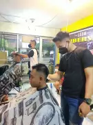 Leon Barbershop Semarang 